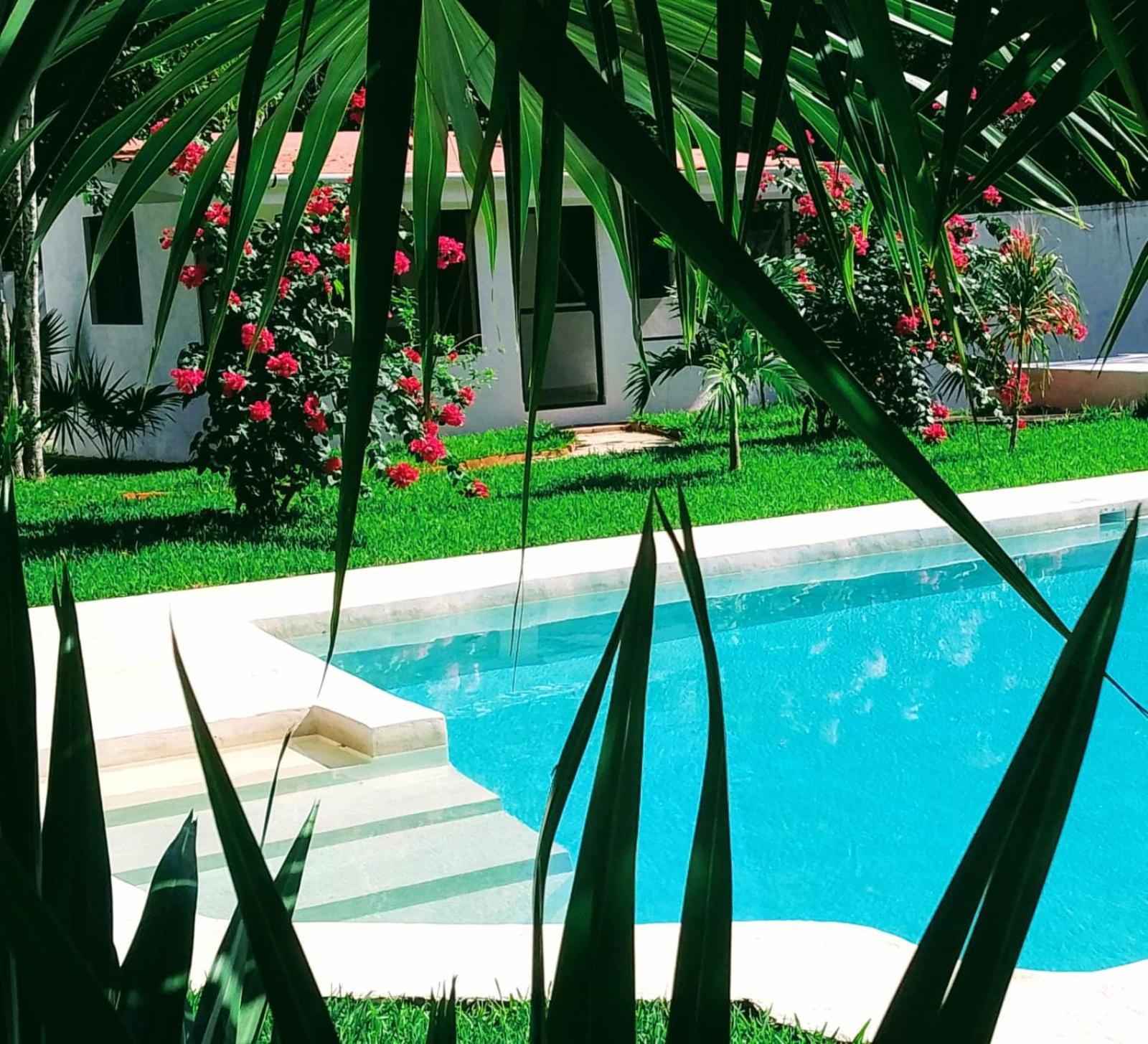 Kerubin Dorado Aparthotel Akumal Exterior photo