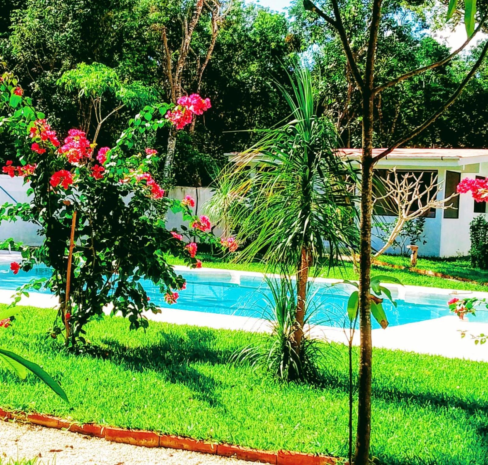 Kerubin Dorado Aparthotel Akumal Exterior photo