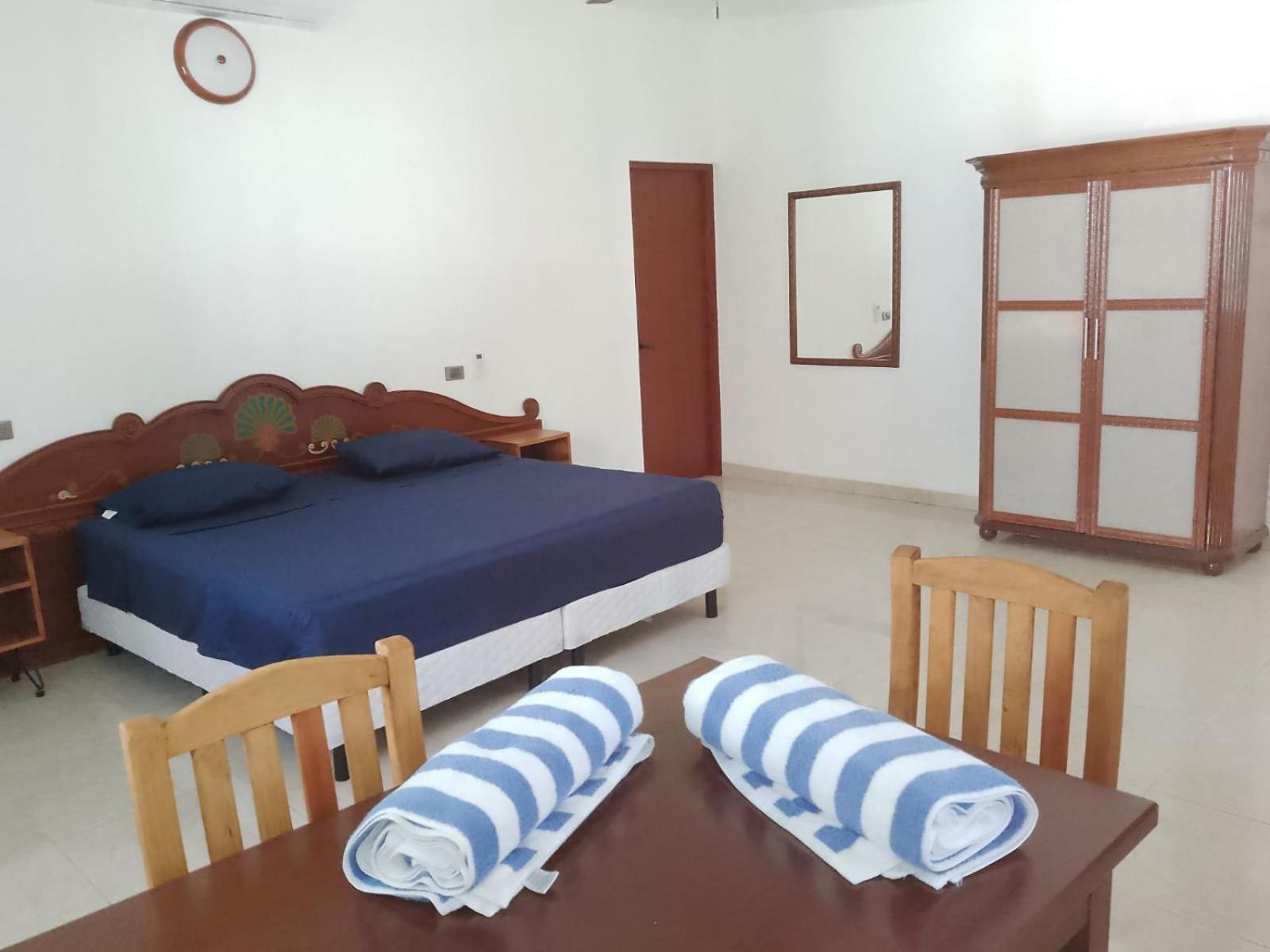 Kerubin Dorado Aparthotel Akumal Exterior photo